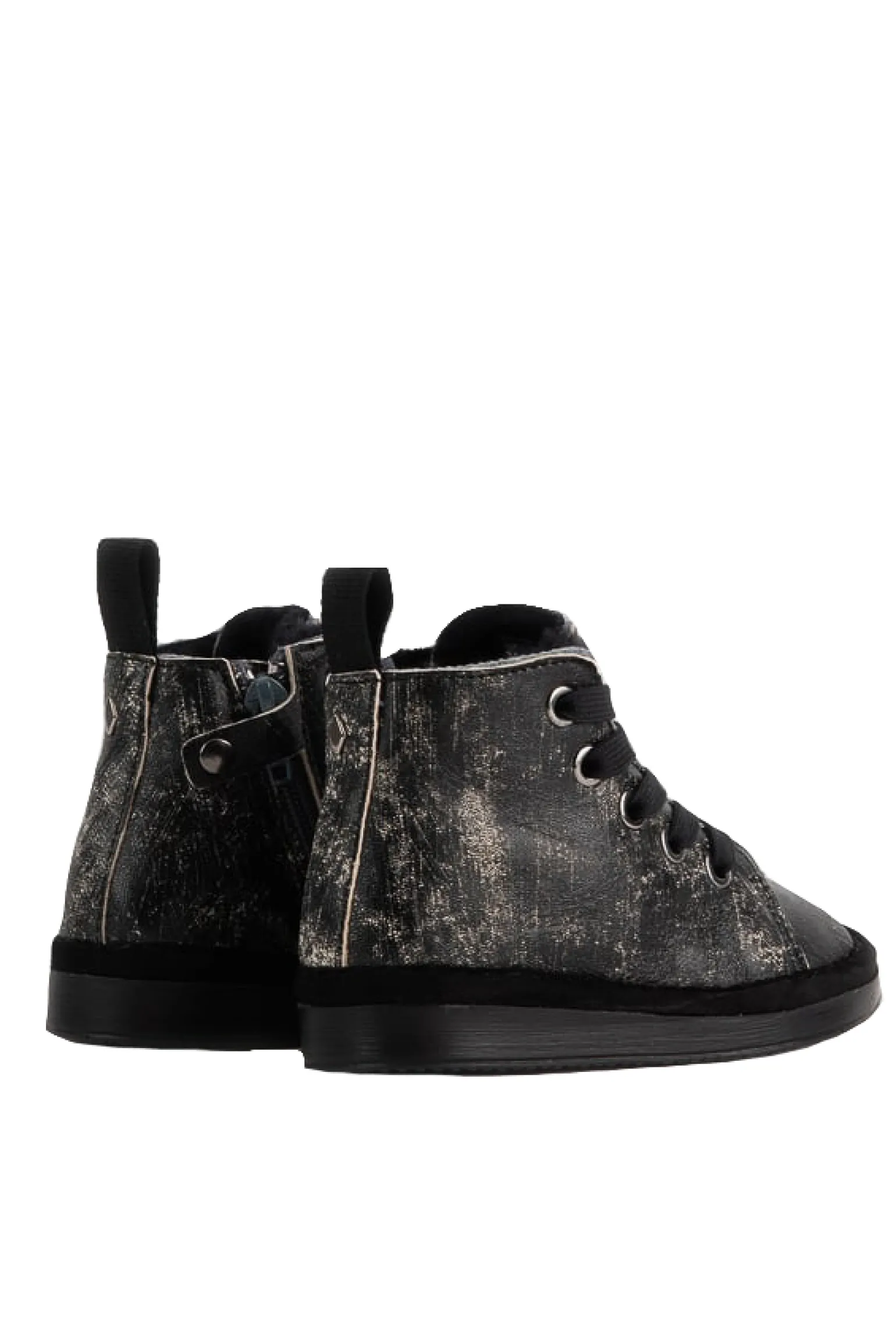 Ankle boot foil scrub