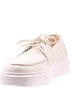 boat shoe in pelle martellata
