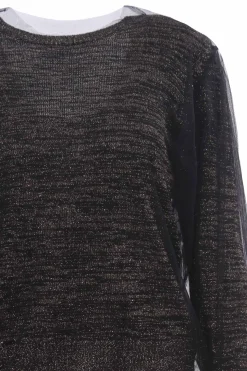 Collo a v doppiato con tulle