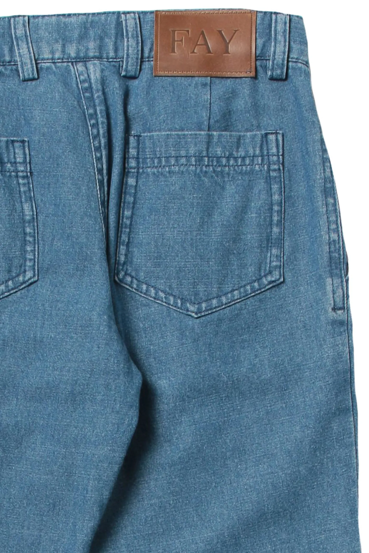Jeans baggy con pinces