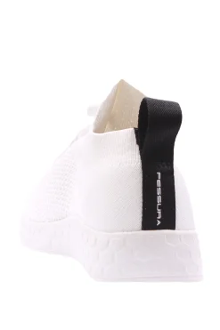 slip on in tela