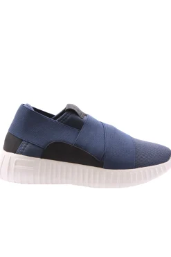 slip on in tela
