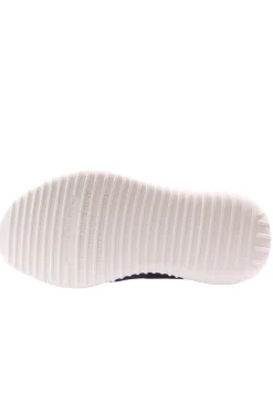 slip on in tela