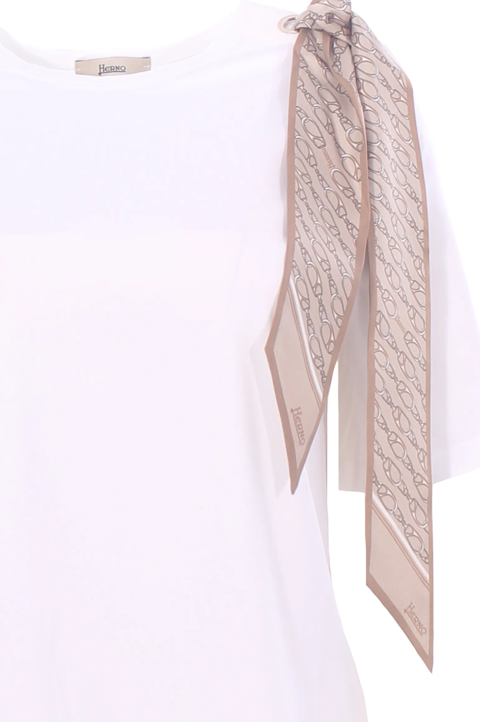 T-shirt con foulard